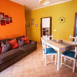 Apartment Caleidoscopica Bahlara Ballaro 