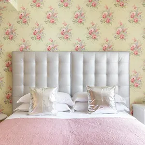3* בית הארחה Town House