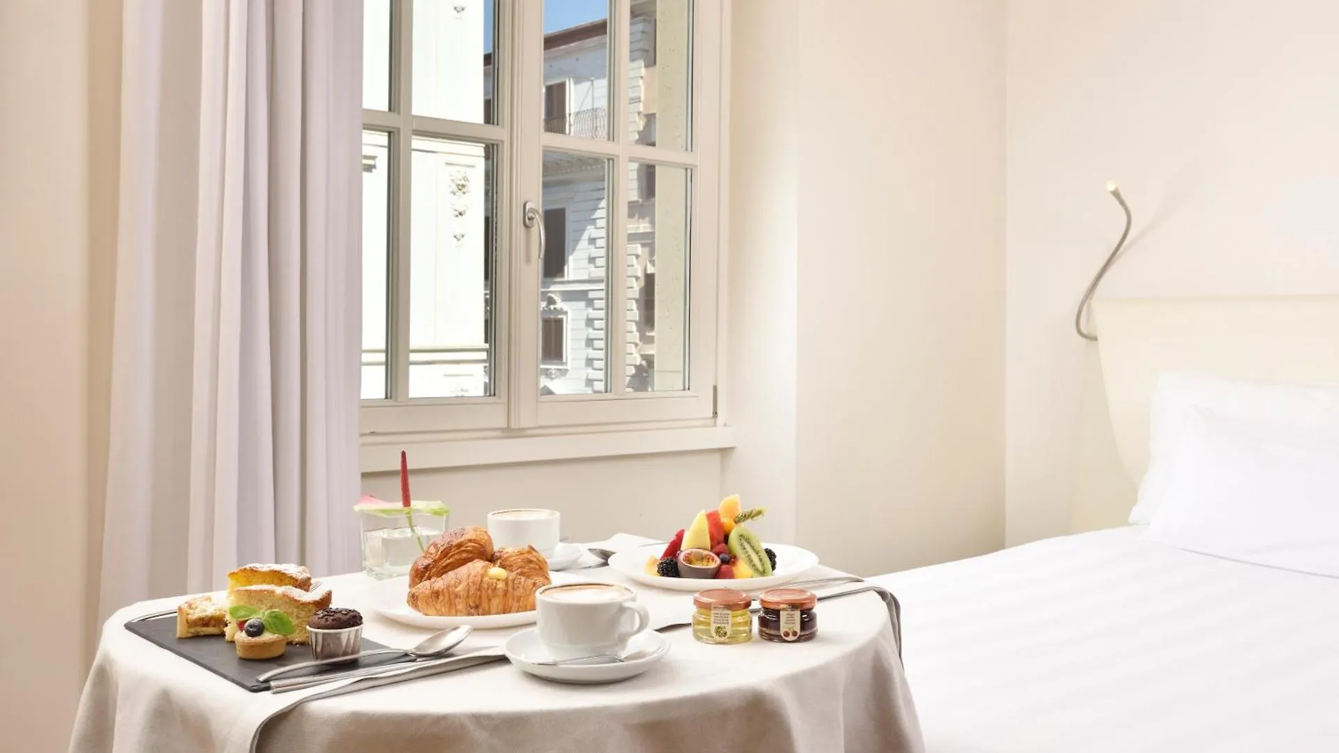 Palazzo Montemartini Rome, A Radisson Collection Hotel