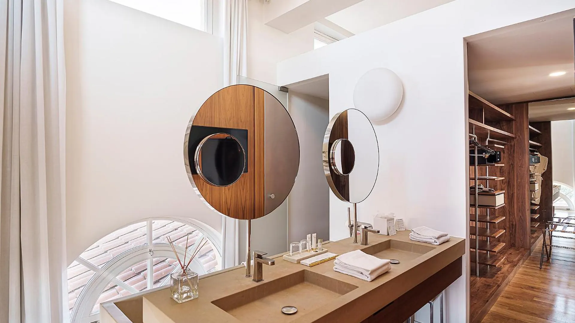 Palazzo Montemartini Rome, A Radisson Collection Hotel  Rom