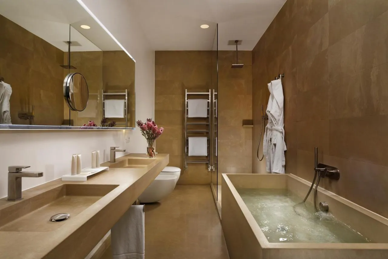 Palazzo Montemartini Rome, A Radisson Collection Hotel Rom