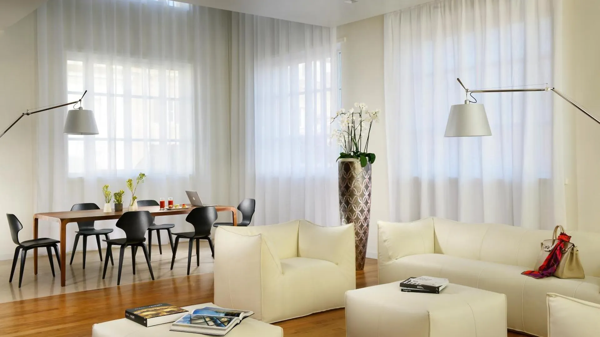 Palazzo Montemartini Rome, A Radisson Collection Hotel