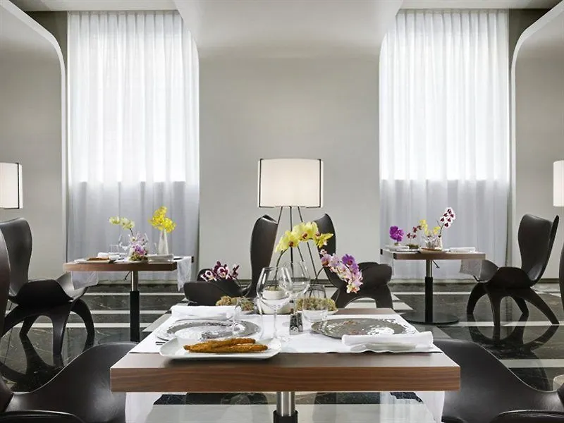 Palazzo Montemartini Rome, A Radisson Collection Hotel